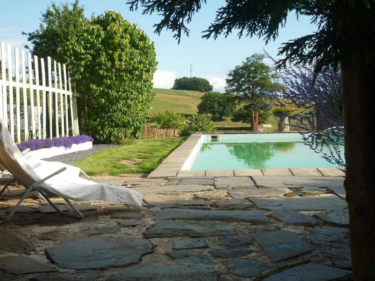 La Vie En Rose Hotel Gouvy Bagian luar foto