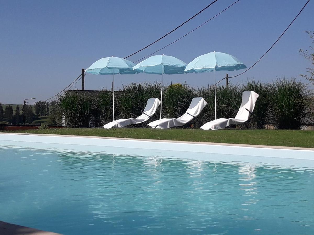 La Vie En Rose Hotel Gouvy Bagian luar foto