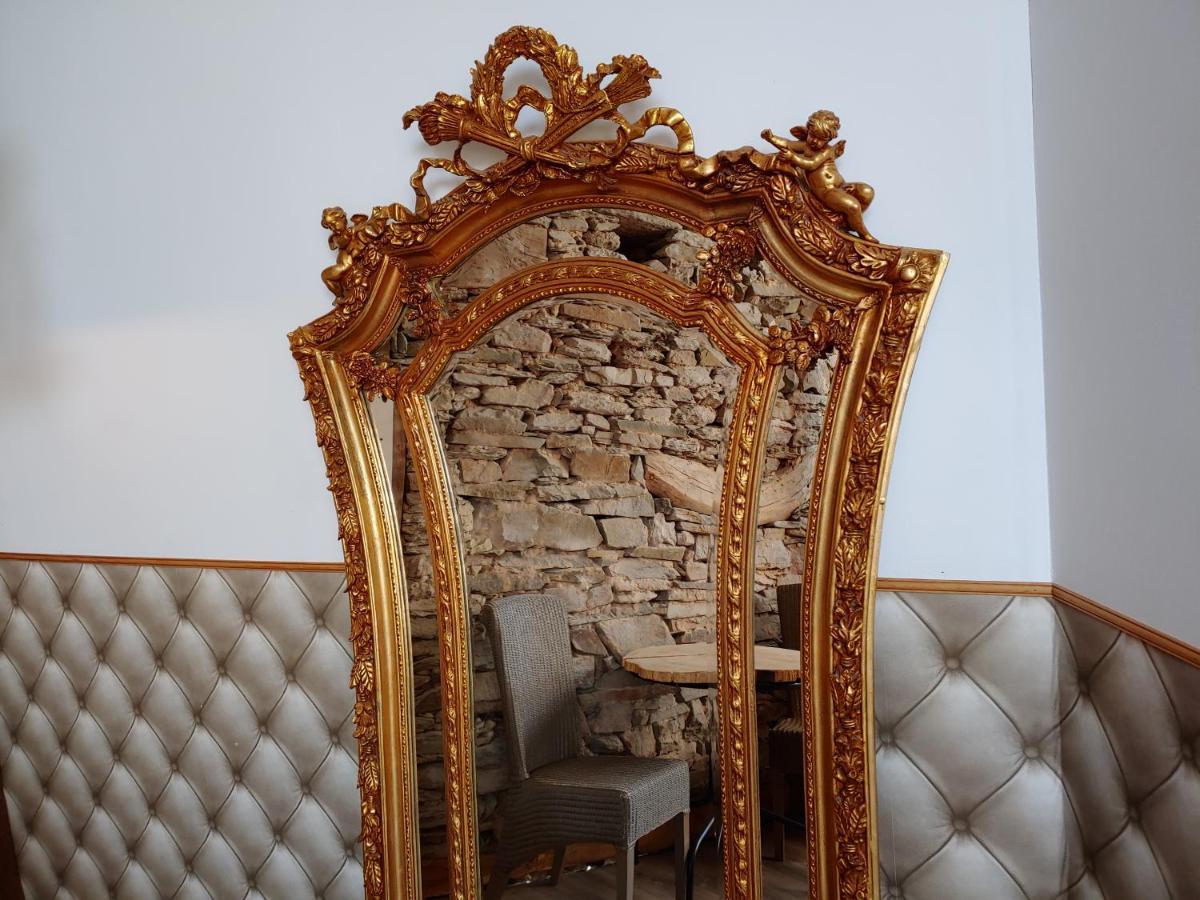 La Vie En Rose Hotel Gouvy Bagian luar foto