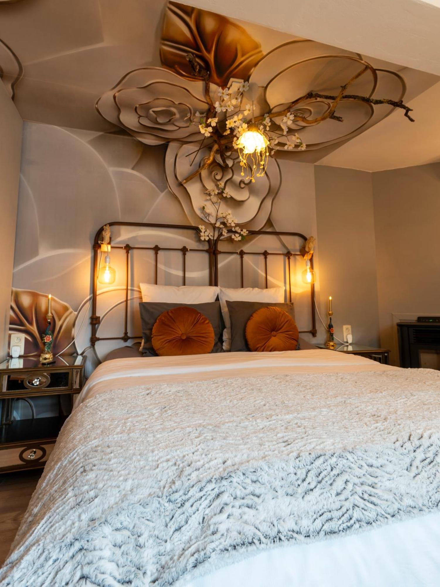 La Vie En Rose Hotel Gouvy Bagian luar foto